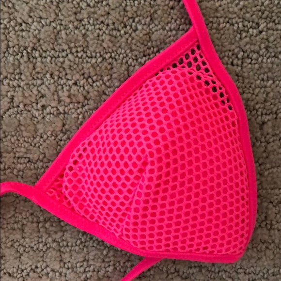 Victoria’s Secret Hot Pink Swimsuit Top - Picture 2 of 3